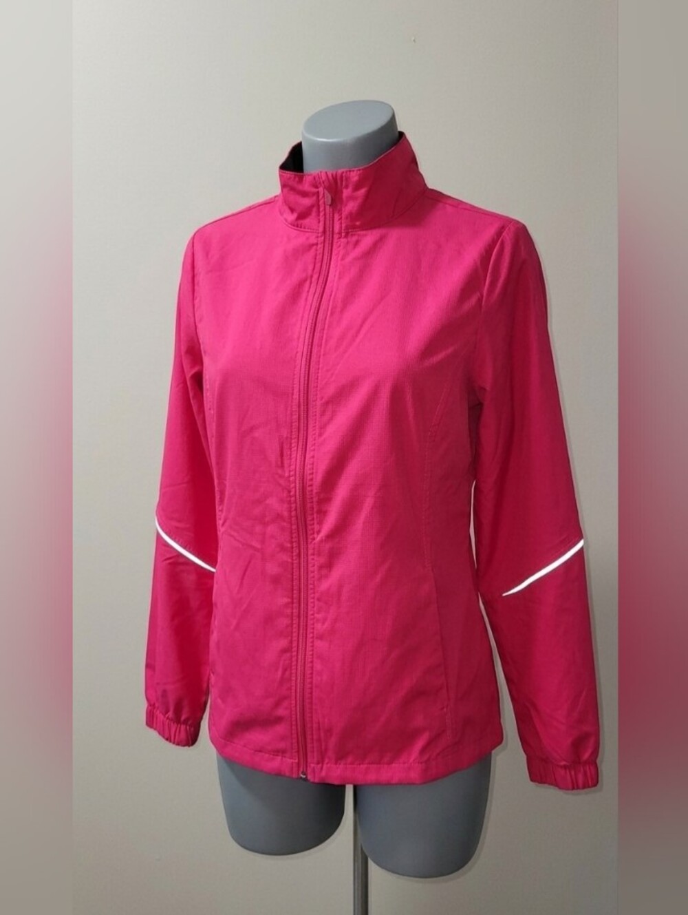 New Balance Women's Hot Pink Utility Jacket